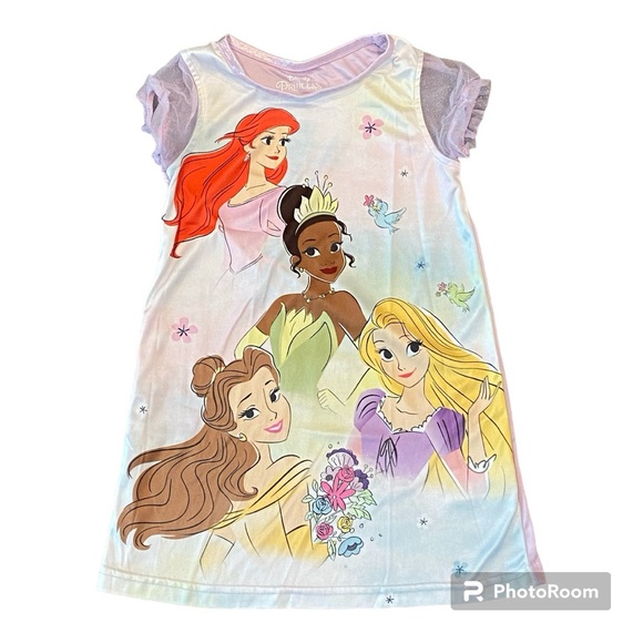 Disney Princess nightgown - Picture 1 of 4